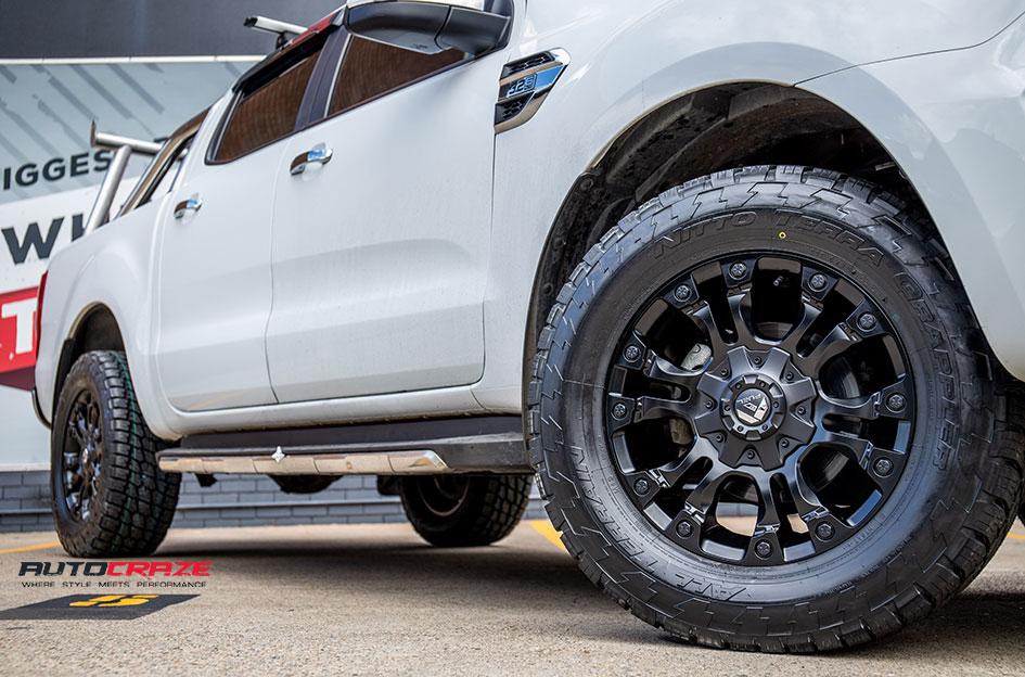 FORD-RANGER-VAPOR-MATTE-BLACK